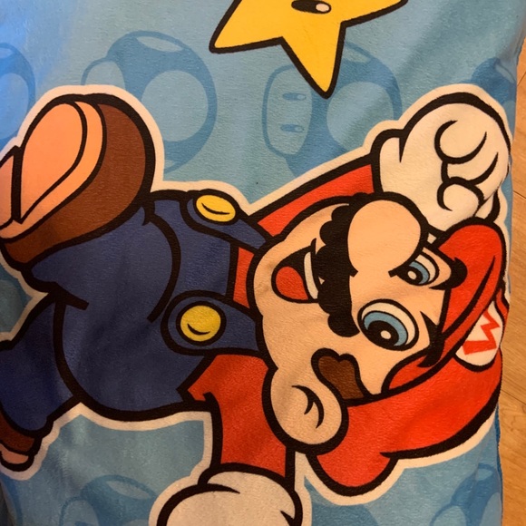 Super Mario Colectable Pillow 25x18 used sparingly - Picture 2 of 6